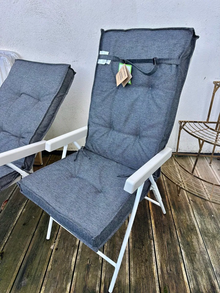 NEW Reclining Garden Chairs with two cushions - Image 4