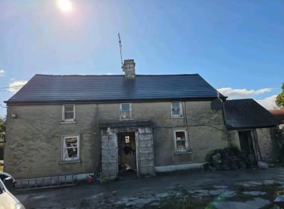 Roofers...roof repairs... - Image 2