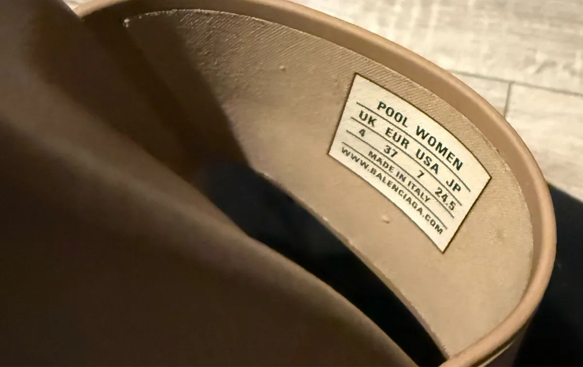 Balenciaga Pool logo rubber slides - Image 2