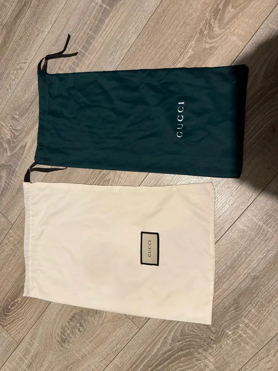 Gucci Dust bag each 20 Euro - Image 1