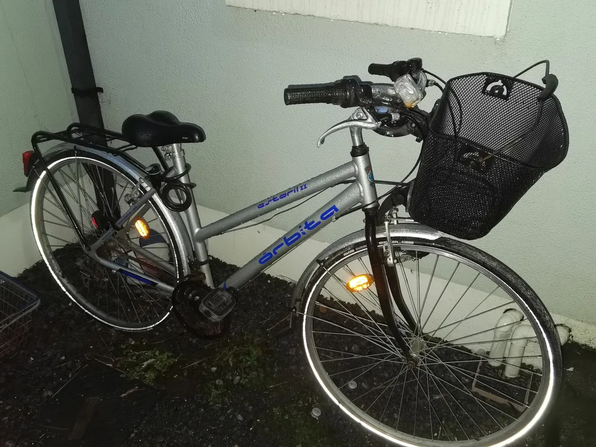 Ladies bike - Image 2