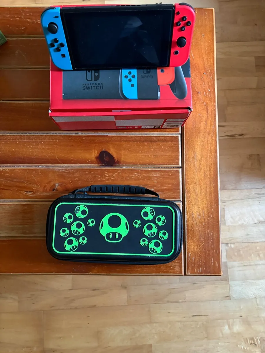 Nintendo Switch - Image 3