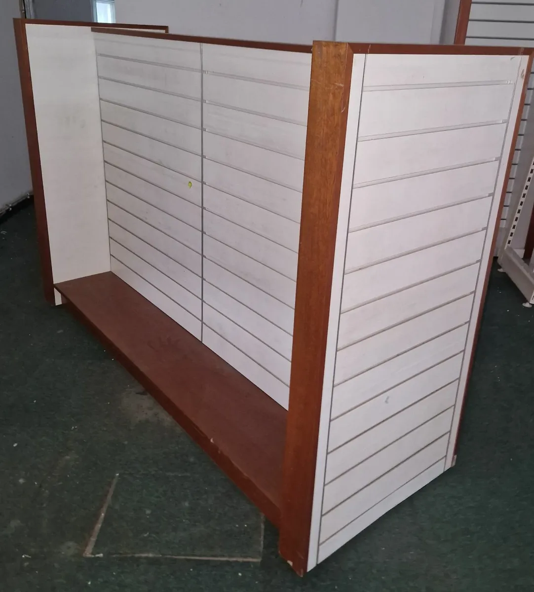 Shop shelving anf fitting - Image 2