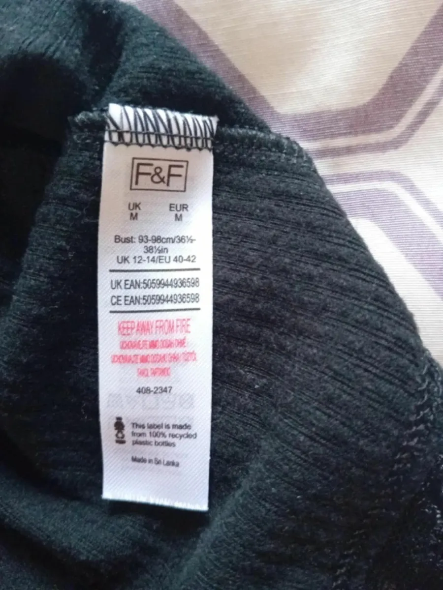 Women's Thermal Vest (Black) - Image 3