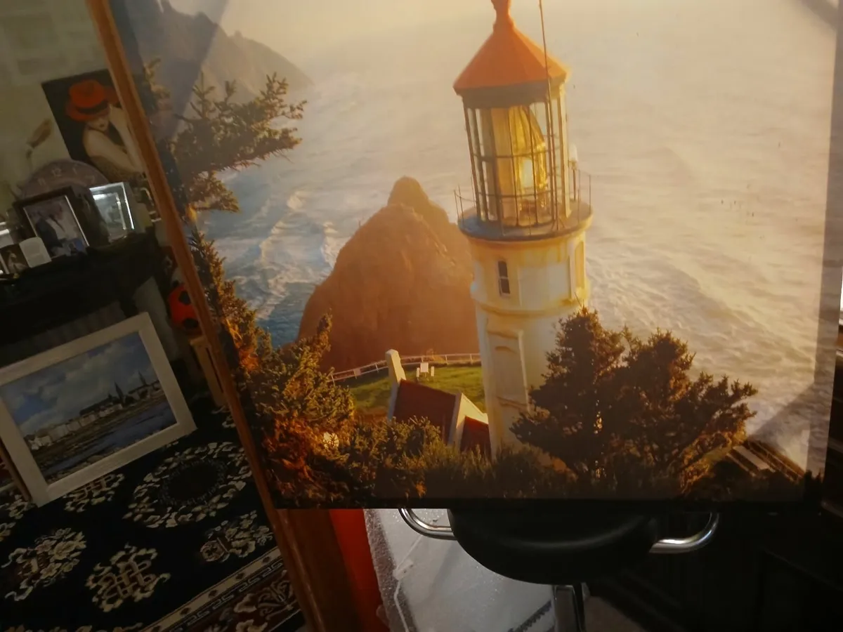 Light house on canvas frane deliverd - Image 3