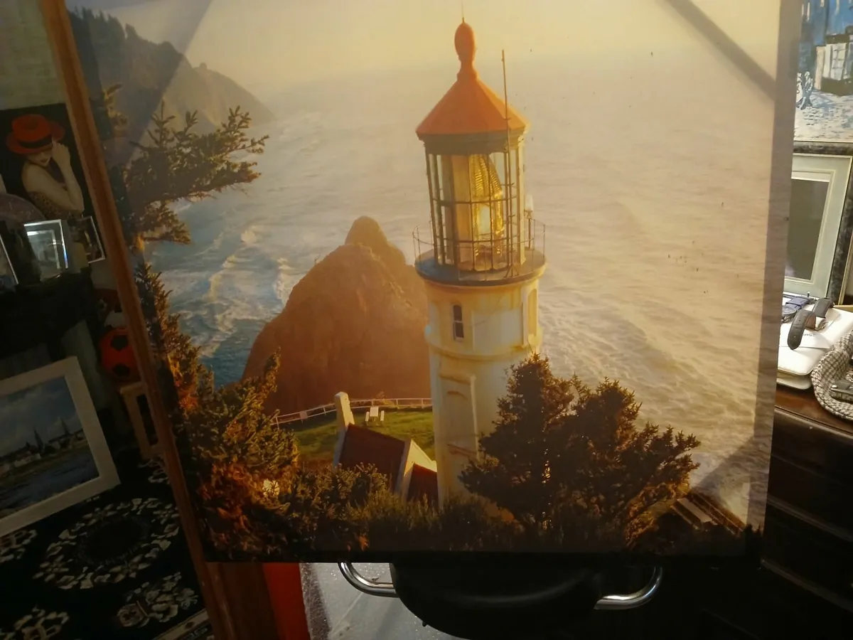 Light house on canvas frane deliverd - Image 4