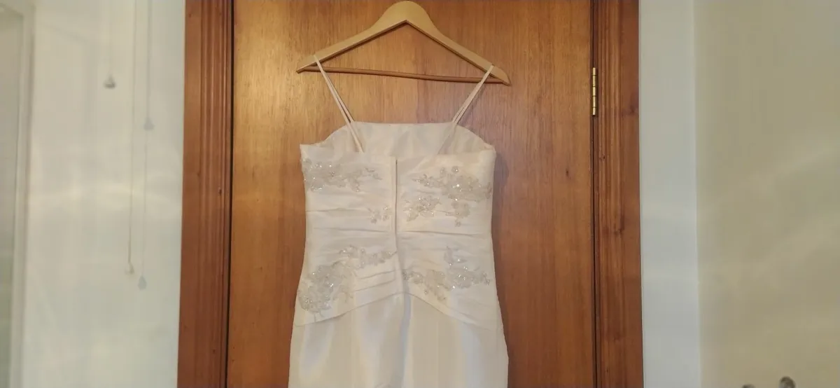 Wedding dress - Image 3