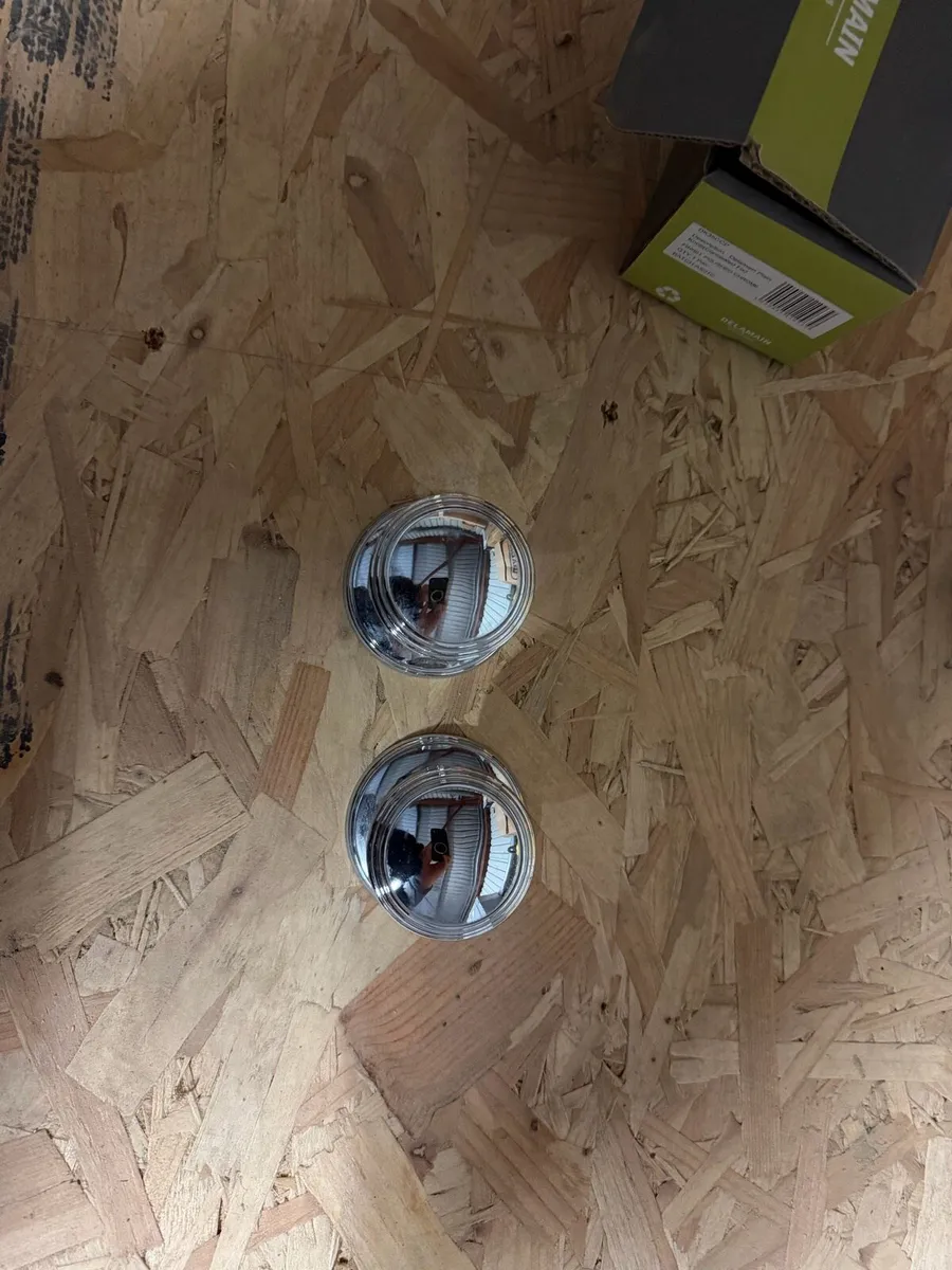 Door knobs - Image 3