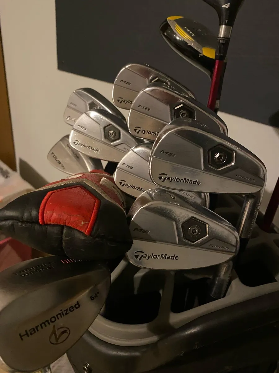 14 club golf set and Taylormade bag - Image 3