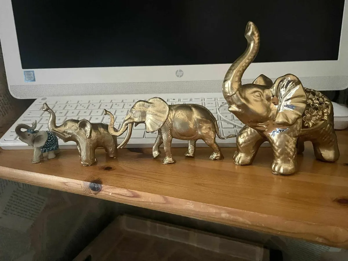 ornament clearout - Image 2