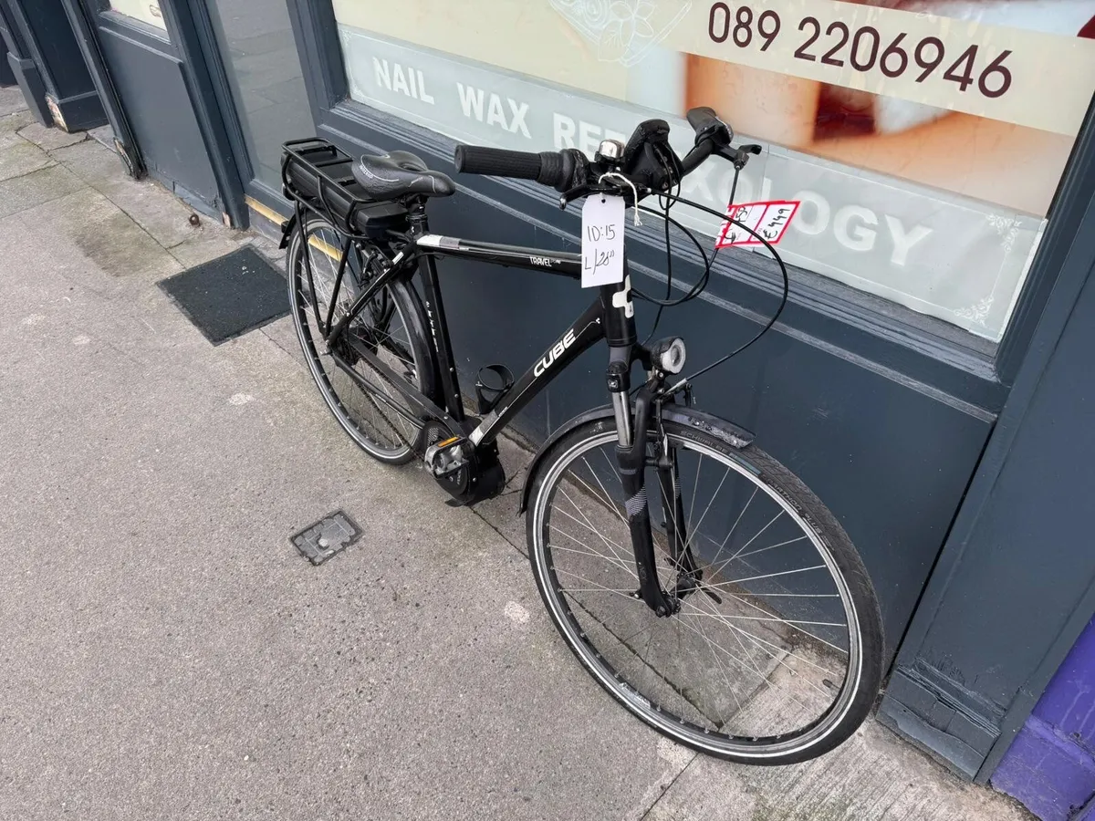 Cube electric bike Bosch motor and battery - Image 2