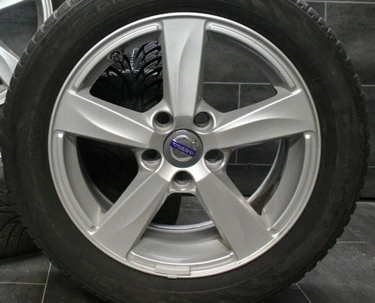 4 x Volvo Centre Caps - FREE POST - Image 2