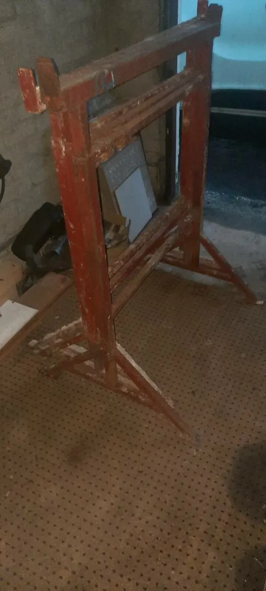 Trestles Building - Image 2