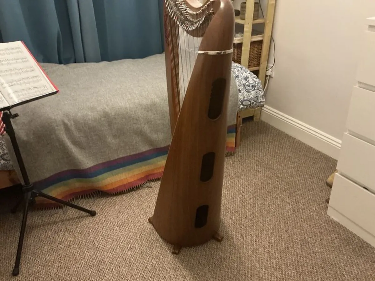 Celtic harp - Image 4