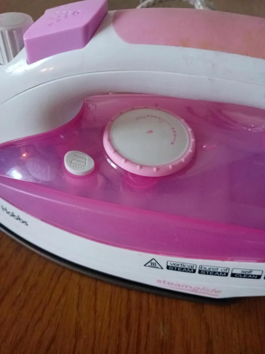 Iron (Russell Hobbs) - Image 2