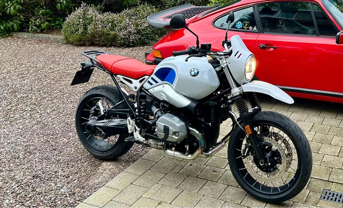 BMW R9T - Image 1