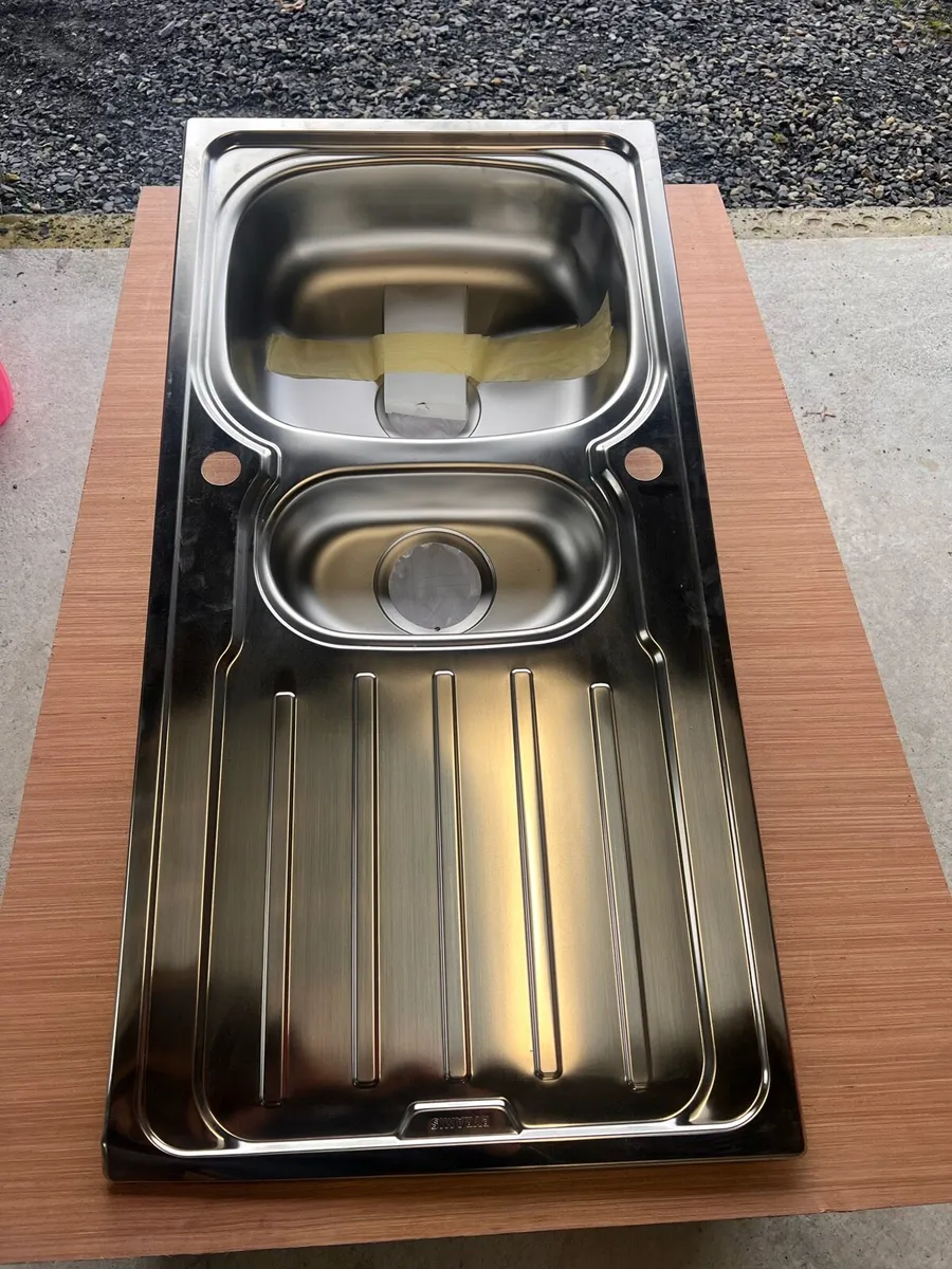 Kitchen sinks. Stainless steel Italian branded - Image 3