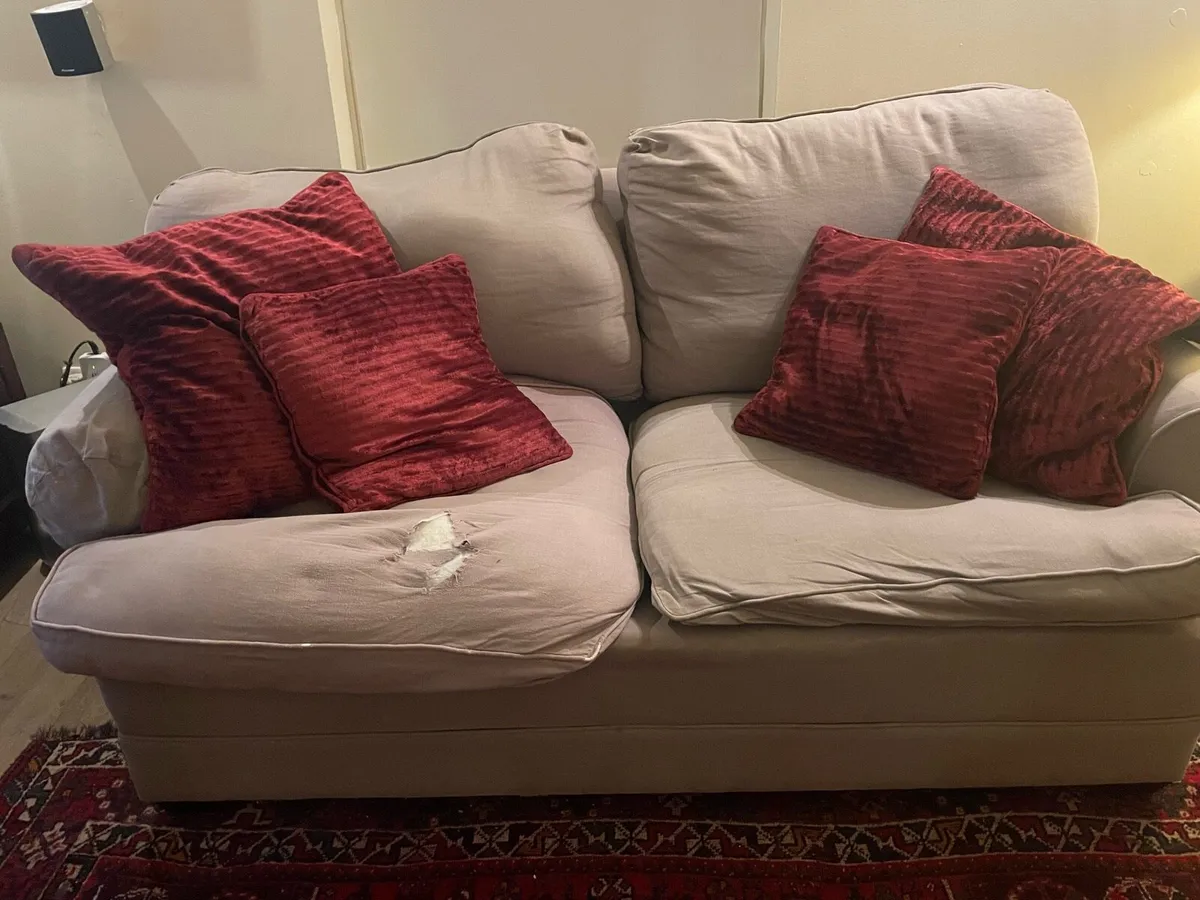 Couch - Image 2