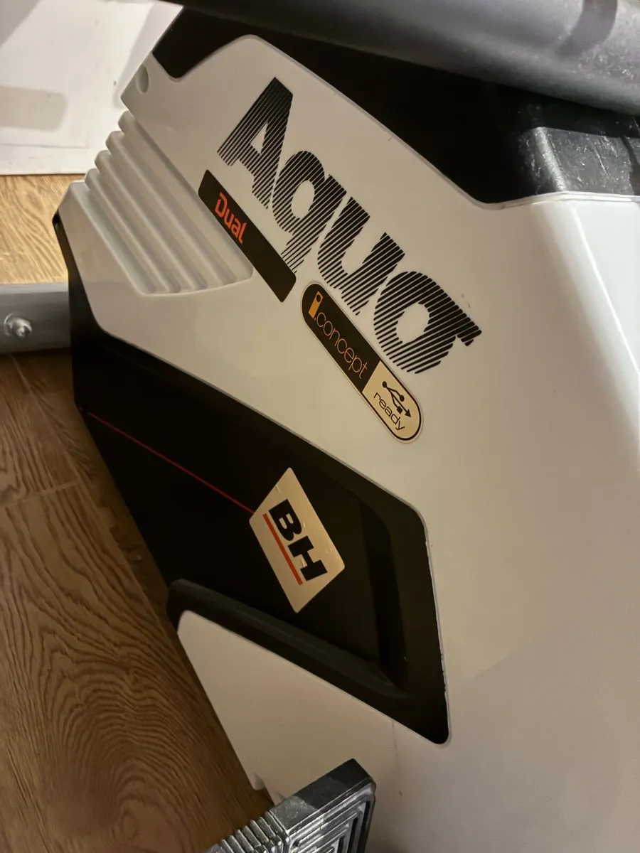 Exercise Machine - Image 3