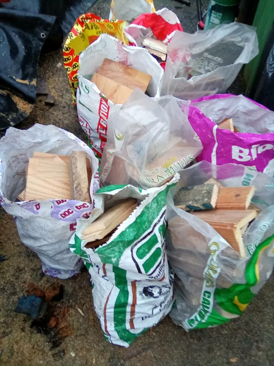 End.  Pallets.   Bords - Image 3