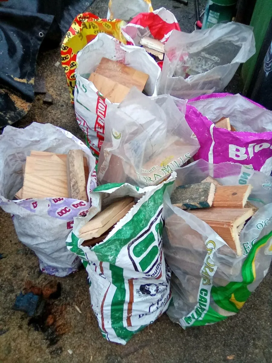 End.  Pallets.   Bords - Image 4