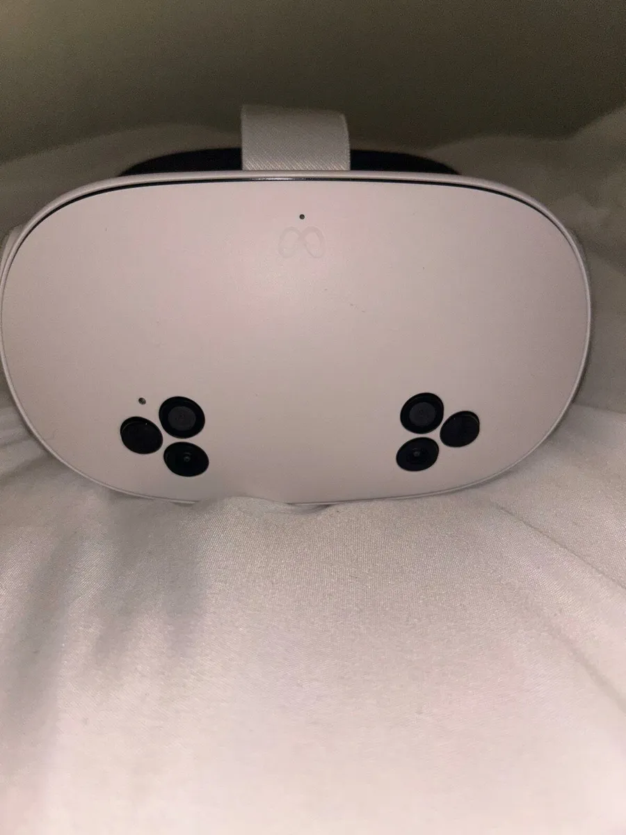 Meta Quest 3s - Image 4