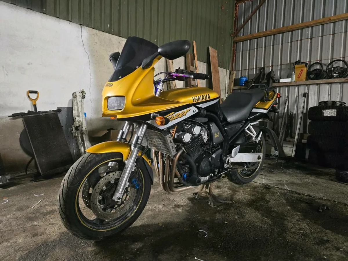 Yamaha fzs 600 fazer - Image 2