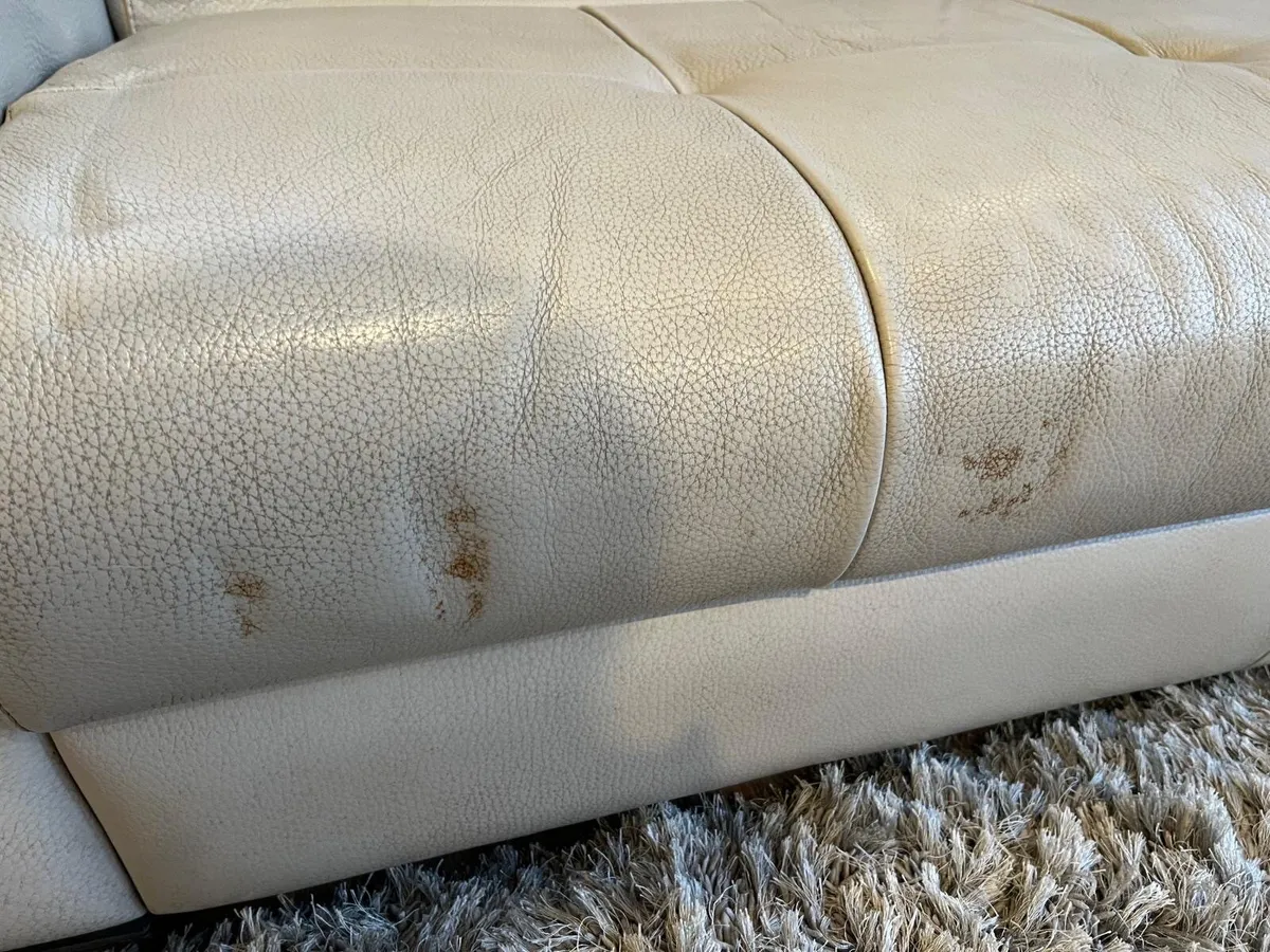 Natuzzi Cream Leather Sofa - Image 3