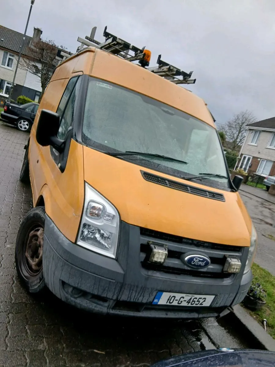 Transit 4x4 - Image 1