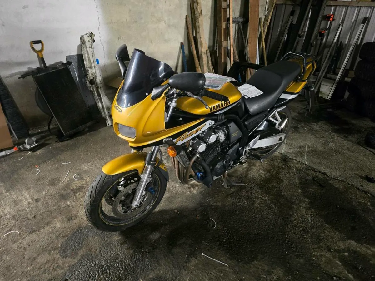 Yamaha fzs 600 fazer - Image 1
