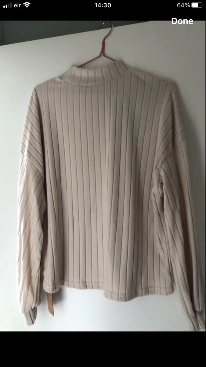Ladies BNWT  jumper size L €3 - Image 1
