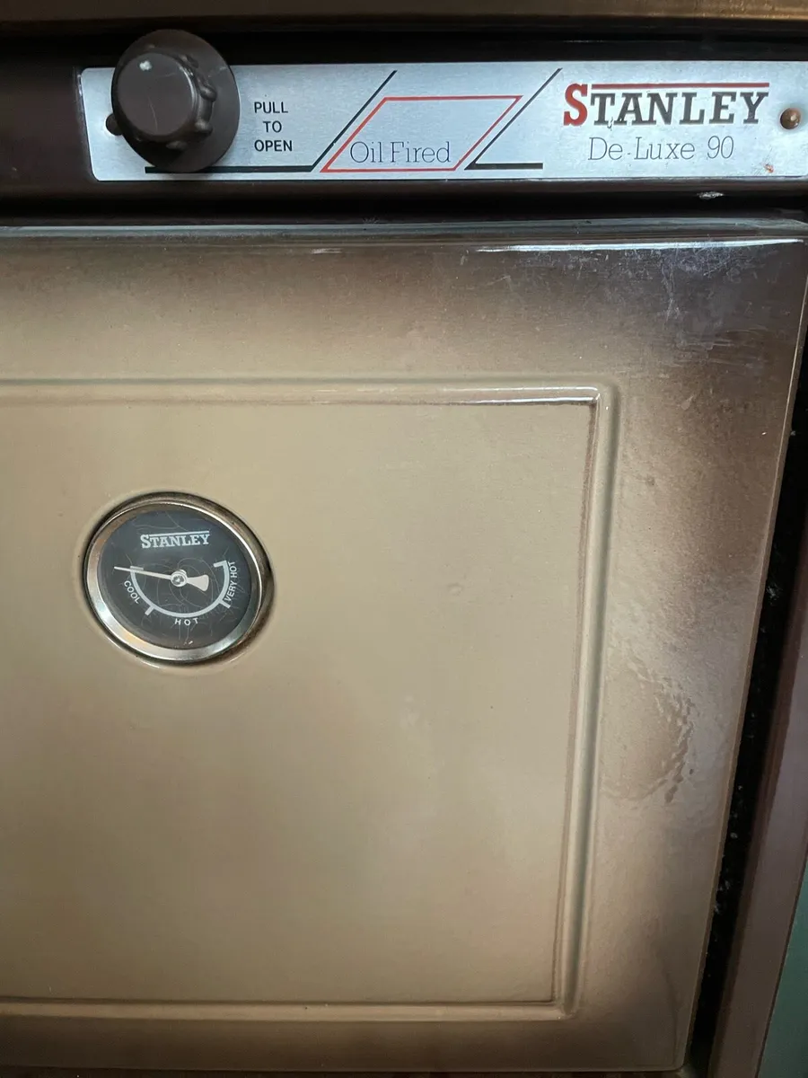 Stanley delux 90 oil fired range - Image 2