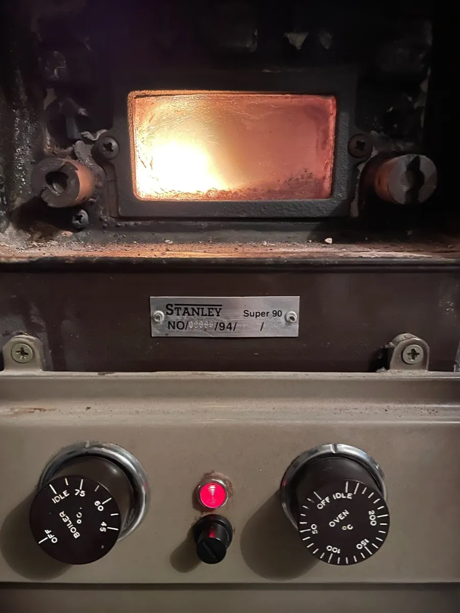 Stanley delux 90 oil fired range - Image 3
