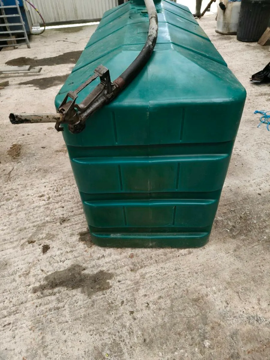 Diesel oil tank - Image 3