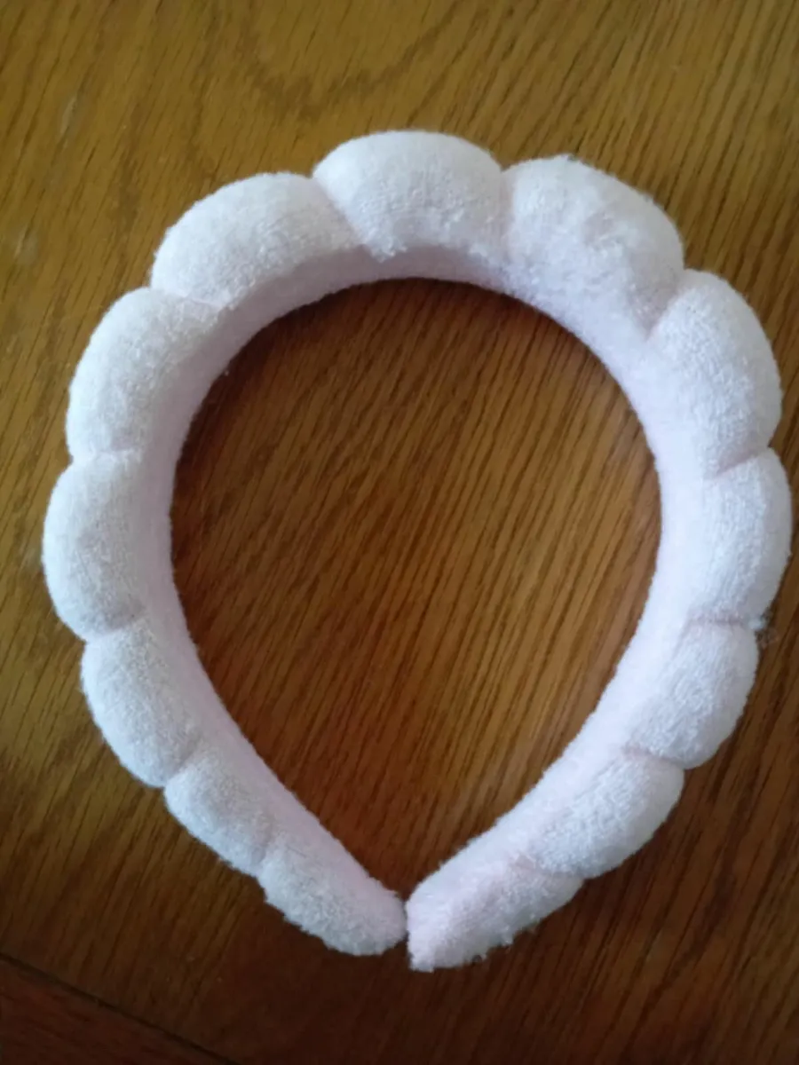 Puffy Spa Headband - Image 1