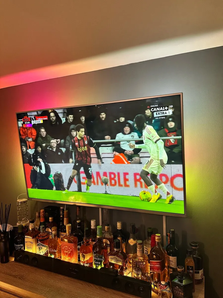 Philips 55” ambilight - Image 1