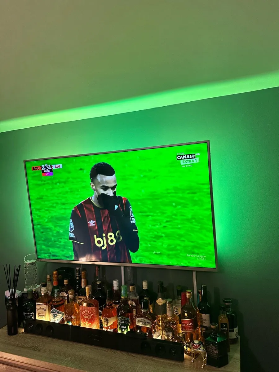 Philips 55” ambilight - Image 3