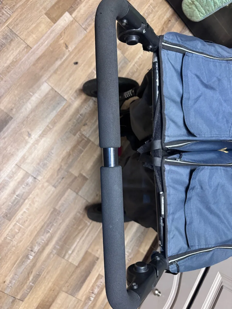 Out n about double - Image 4