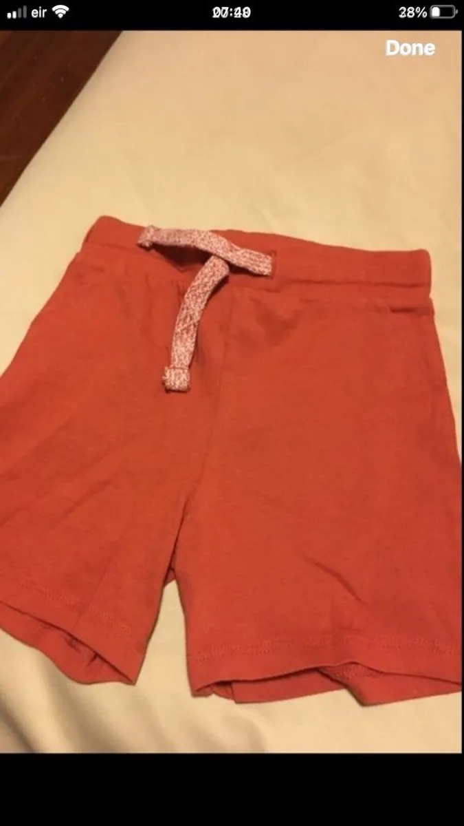 Boys new shorts 12/18 mths €2 - Image 4