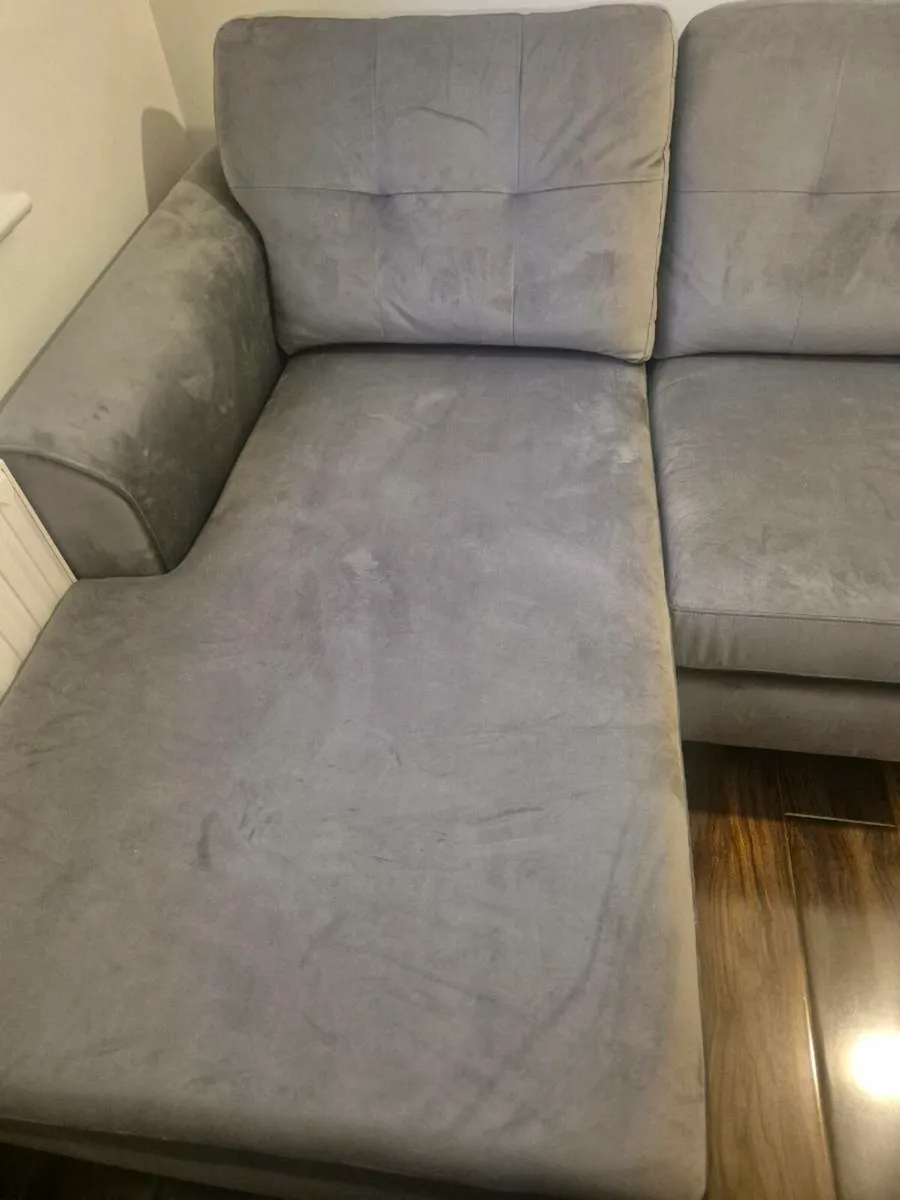 4 seater Grey couch - Image 3