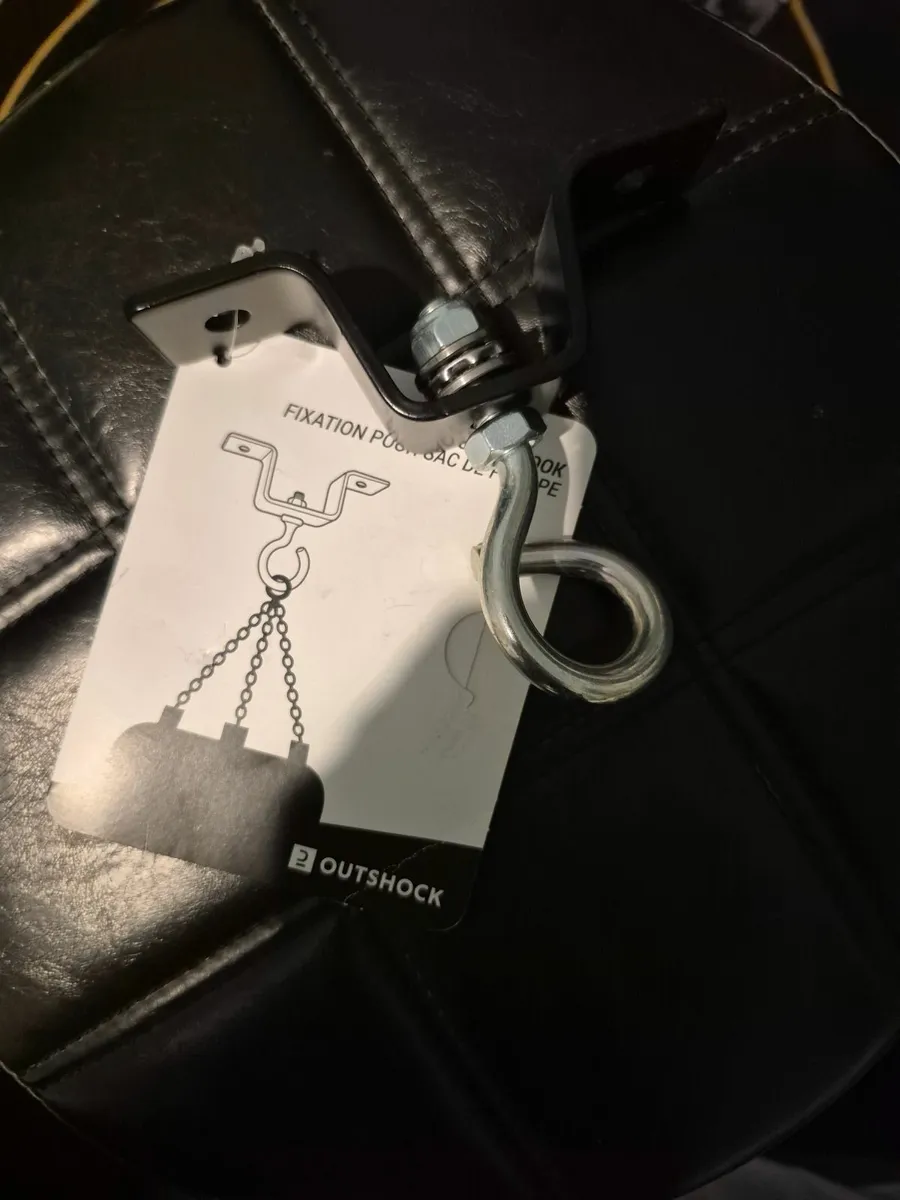 Punching / Kicking Bag 20 kg - Image 2