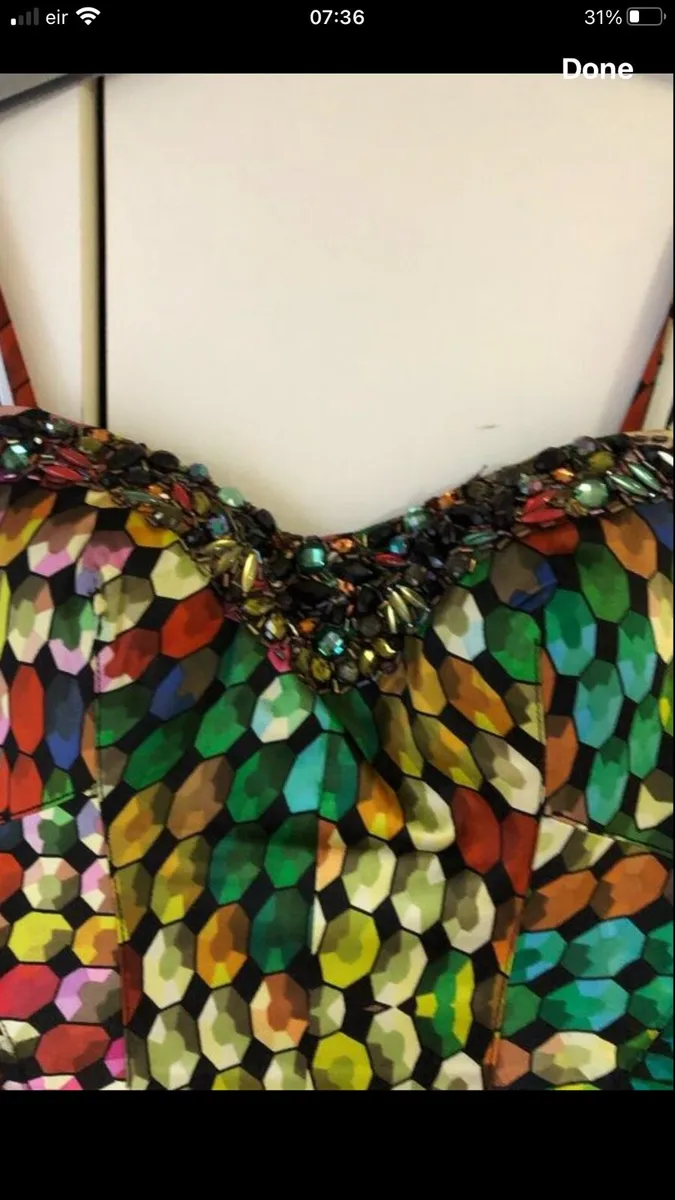 Ladies stunning dress size 6 €15 - Image 2