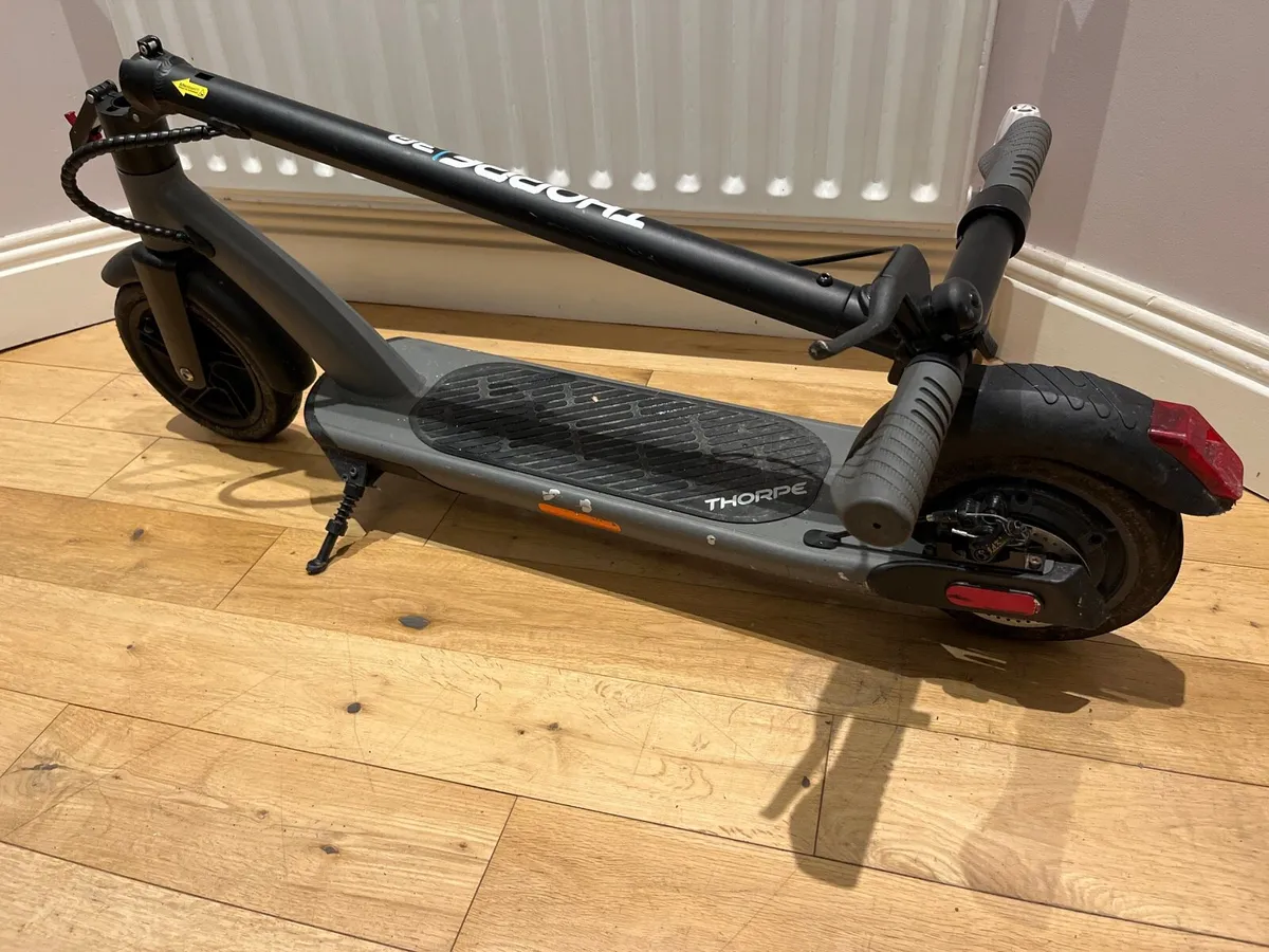 Electric scooter - Image 4