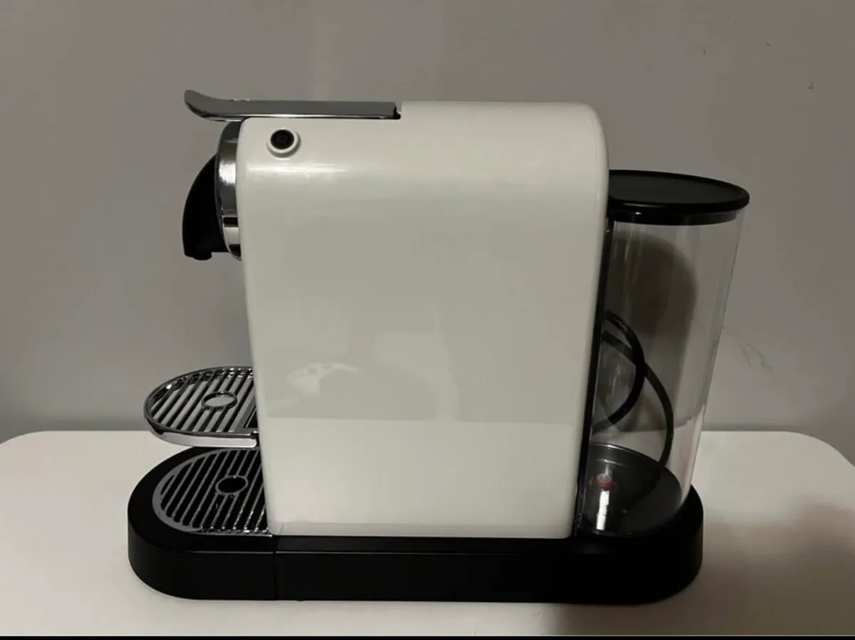 Nespresso Citiz coffee machine - Image 2