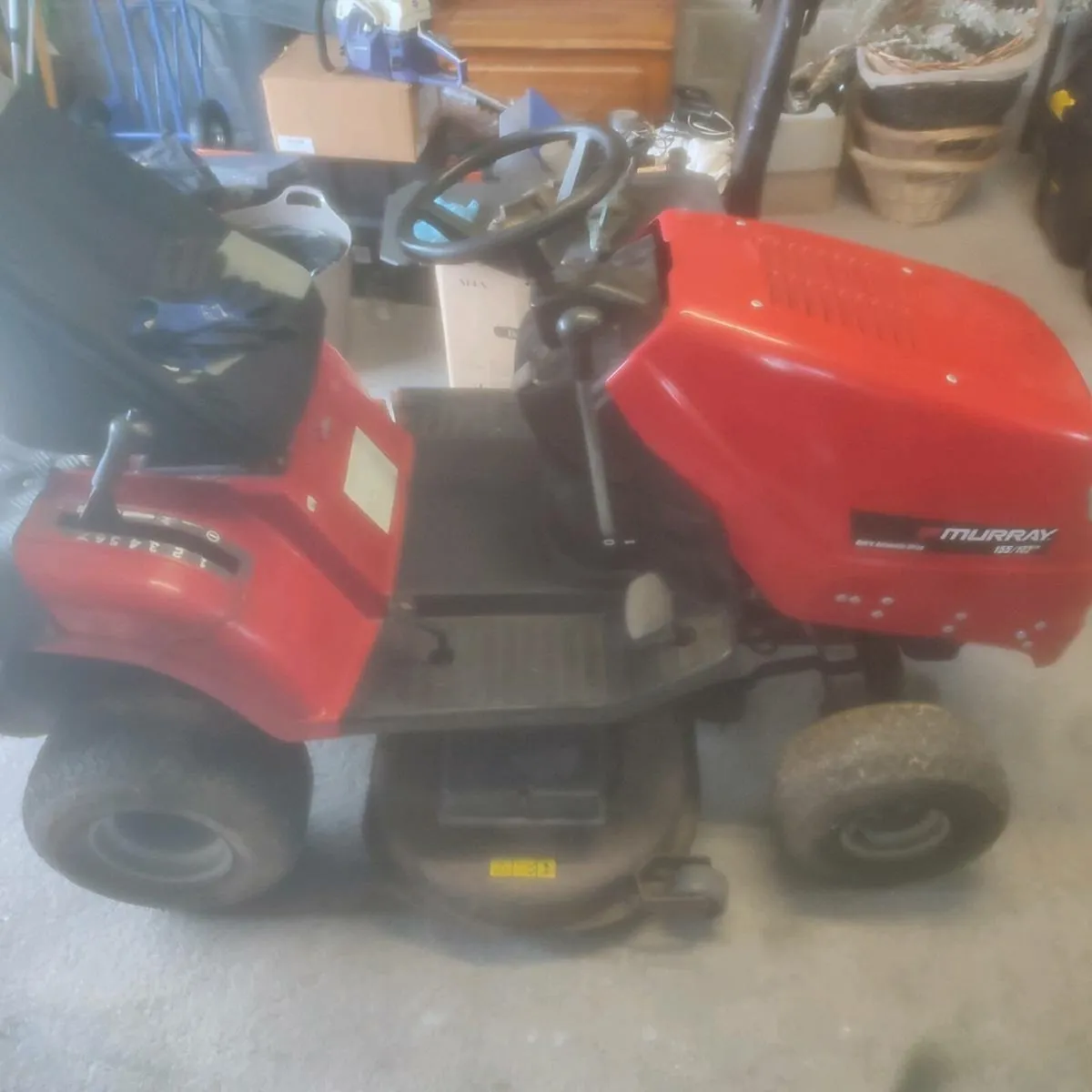 Ride on lawnmower - Image 2