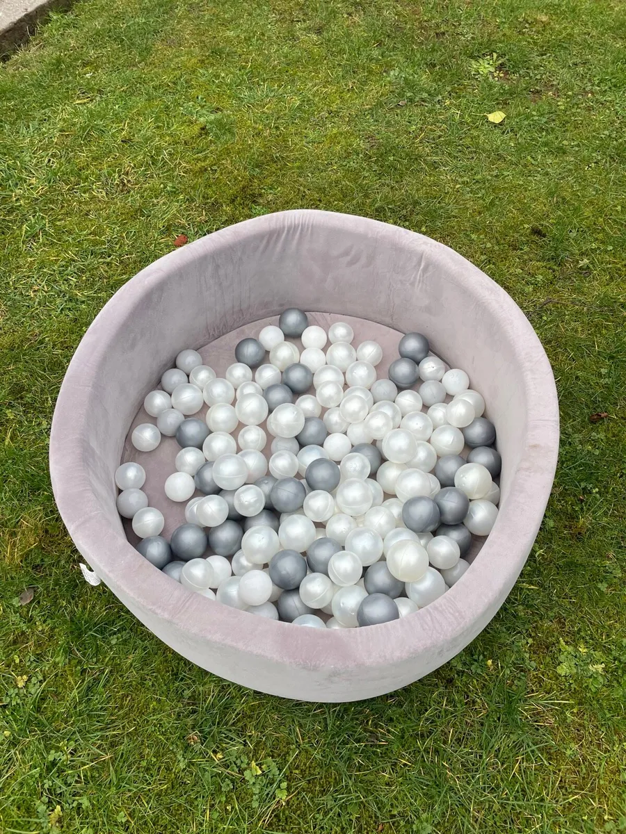 Kids pool balls - Image 2