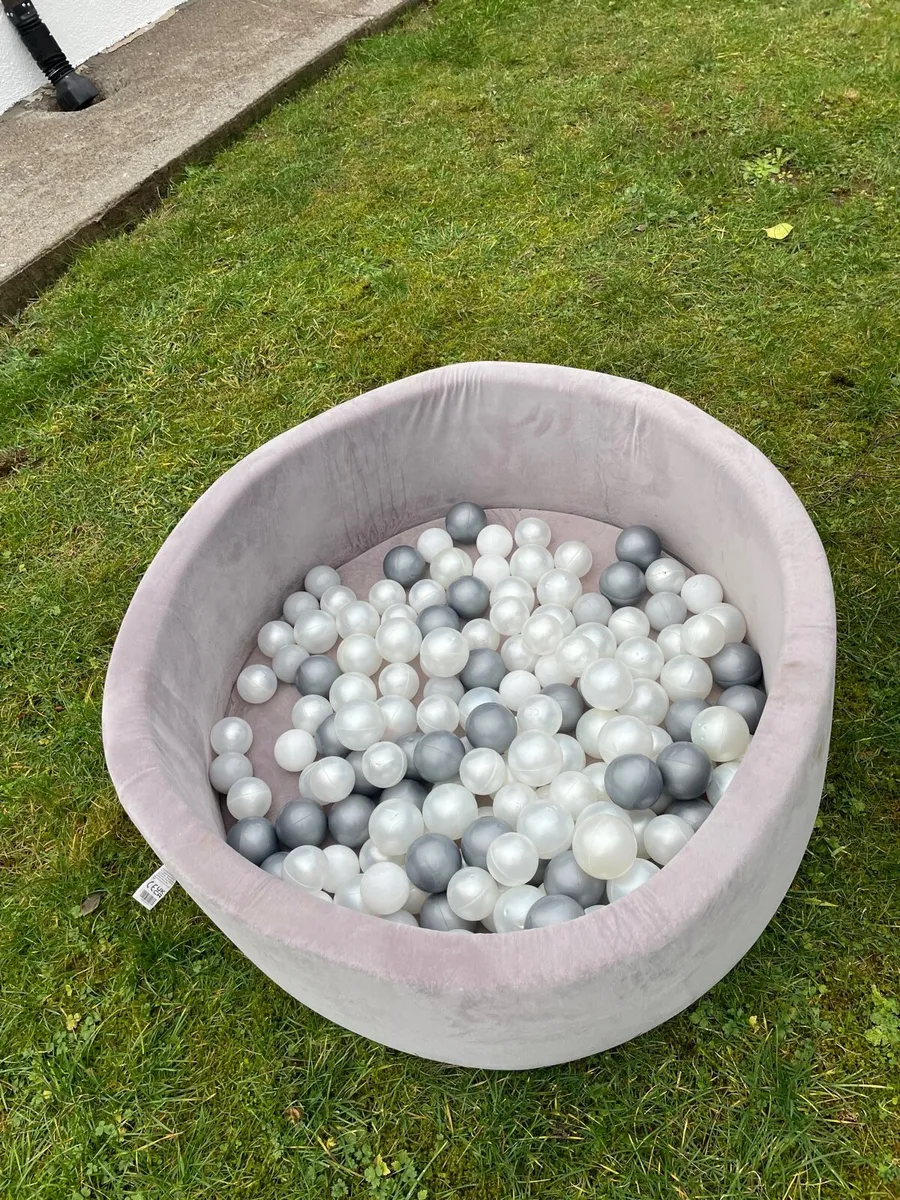 Kids pool balls - Image 3