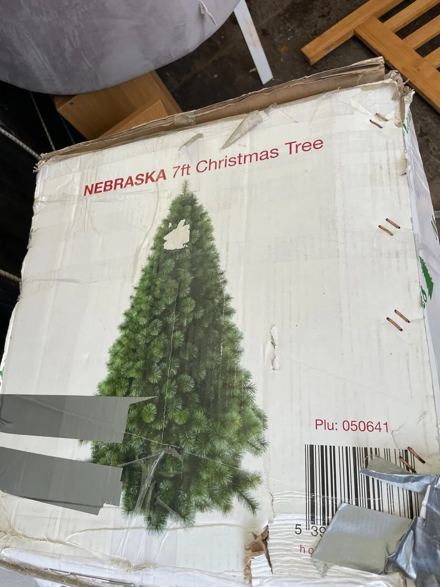 Christmas tree in box €50 - Image 3