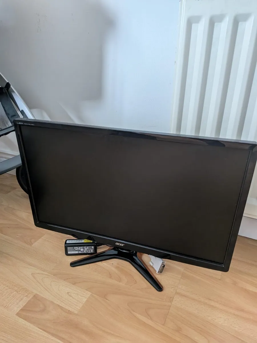 Monitor 1080p 144hz, (Meetup) ( Can negotiate) - Image 1