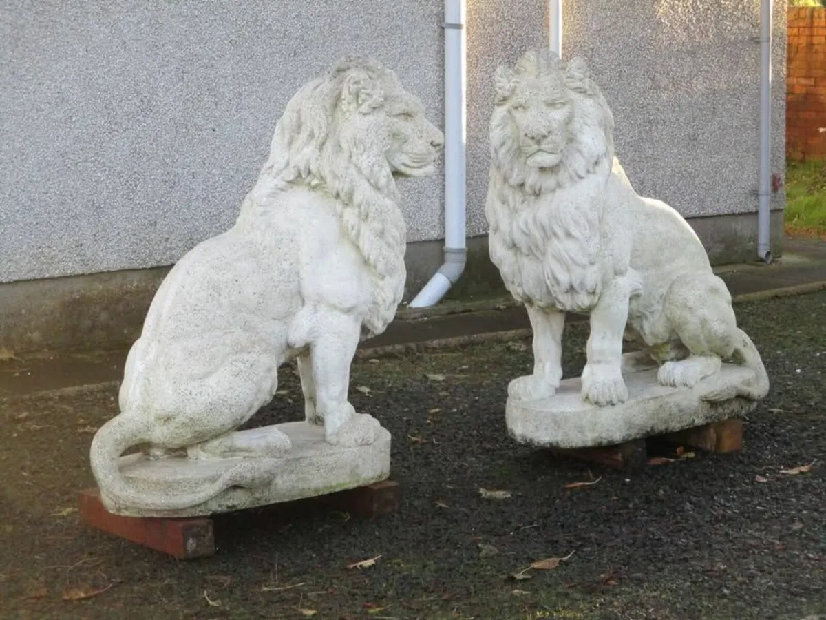 Pair Of Large Porto Lions - Image 3